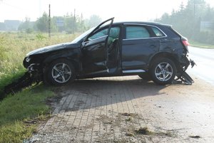 audi na drodze