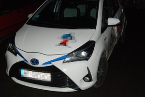 uszkodzony samochód marki Toyota