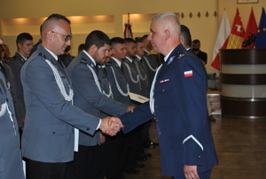 Komendant Powiatowy Policji w Łukowie gratuluje wyróżnionym policjantom