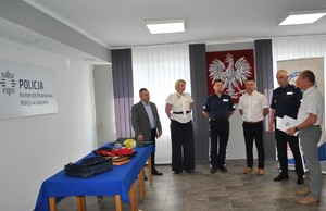 szkoleniowy sprzęt medyczny, przedstawiciele Zakładów Mięsnych i policjanci