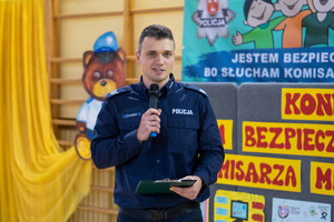 policjant prowadzący konkurs