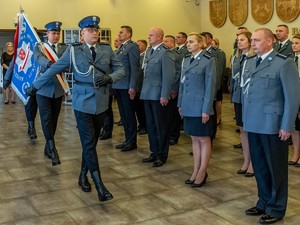 wprowadzenie pocztu sztandarowego