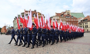 poczet sztandarowy policji